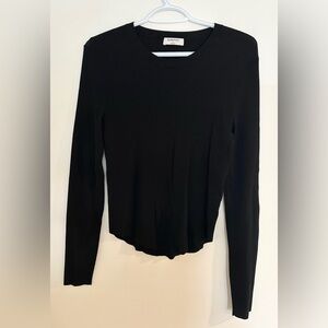 Babaton Women's Black Long-Sleeve Ribbed Top - Classic Crewneck